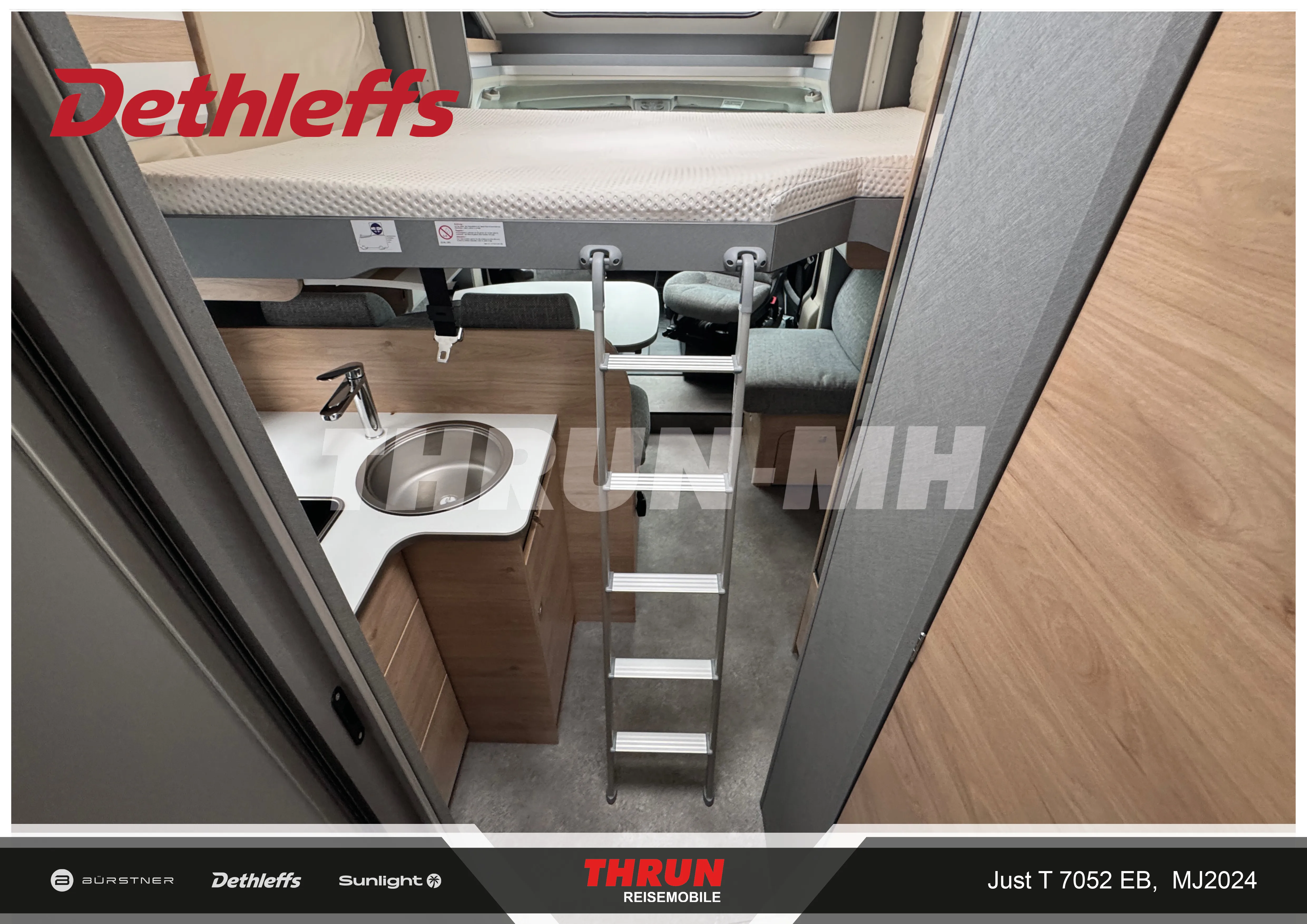 25_JustT7052EB_Hubbett.45675473.jpg