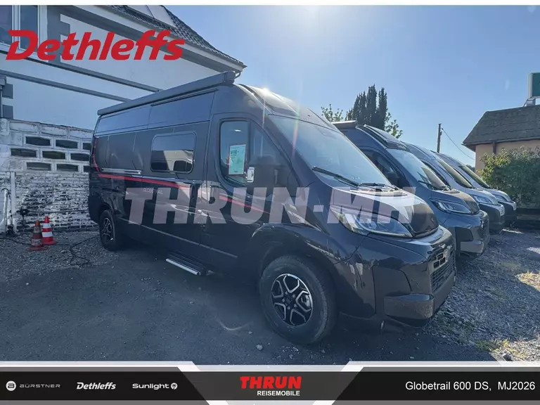 4_Globetrail600DS_vorne-rechts.jpg