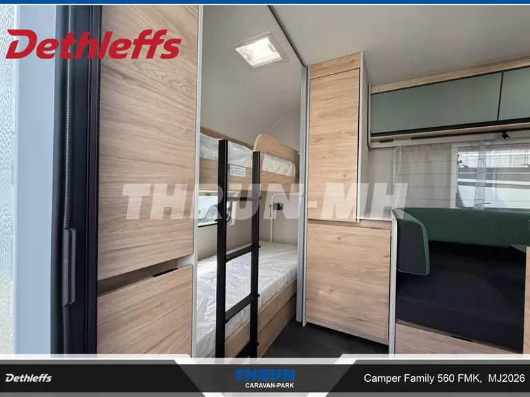 8_CamperFamily560FMK_Einstieg.40075063.jpg