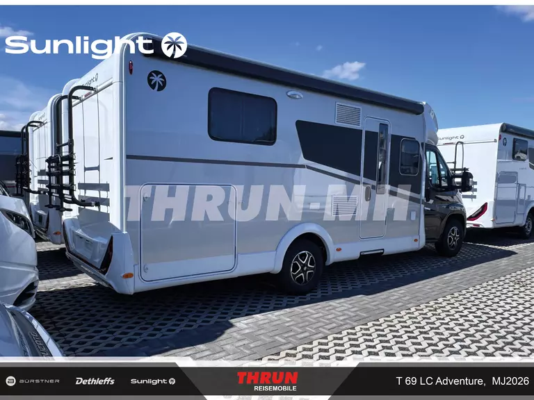 2_T69LCAdventure_hinten-rechts.jpg