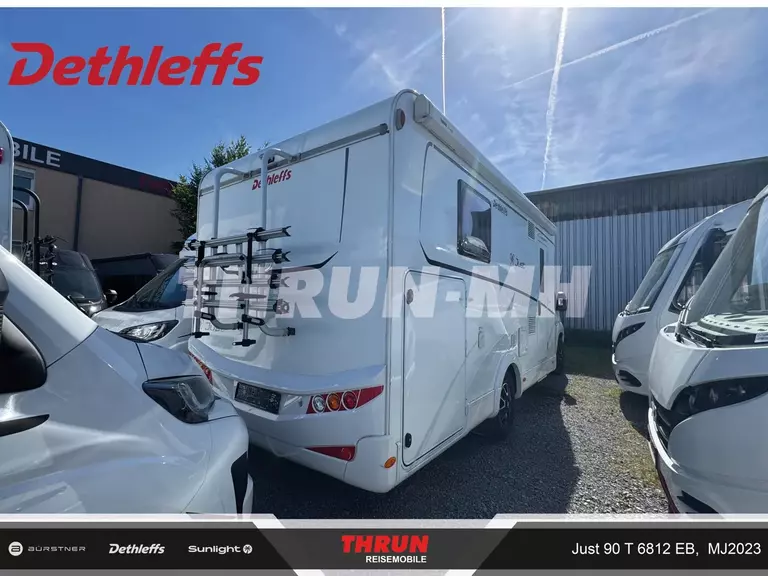 2_Just90T6812EB_hinten-rechts.46270972.jpg