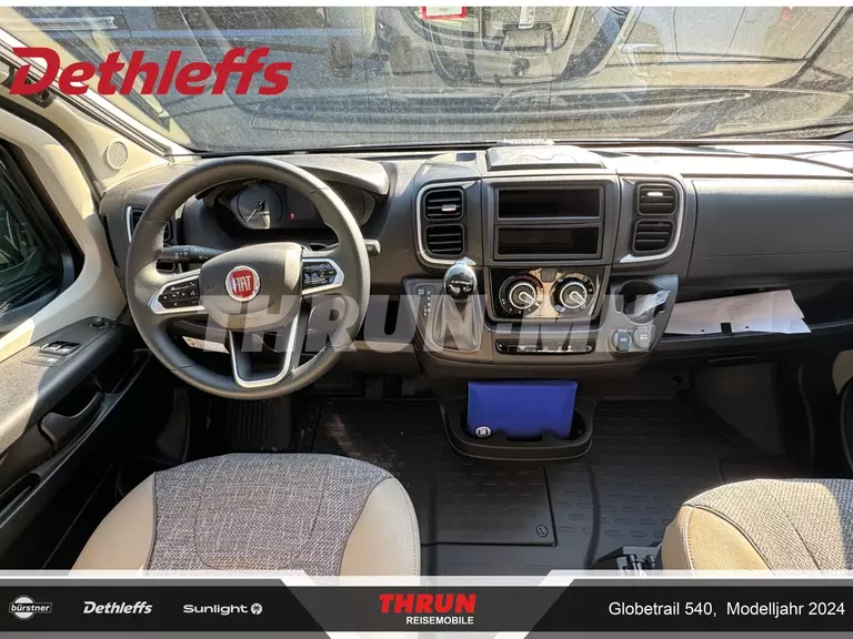 5_Globetrail540_Fahrerehaus.41240491.jpg