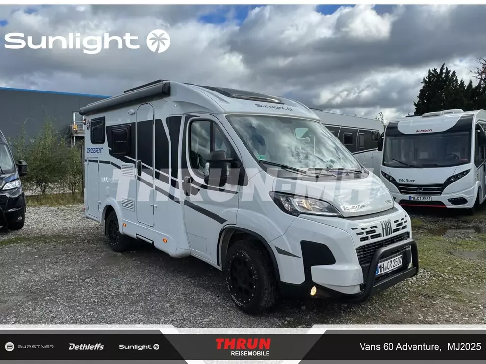 1_Vans60Adventure_vorne-rechts.jpg