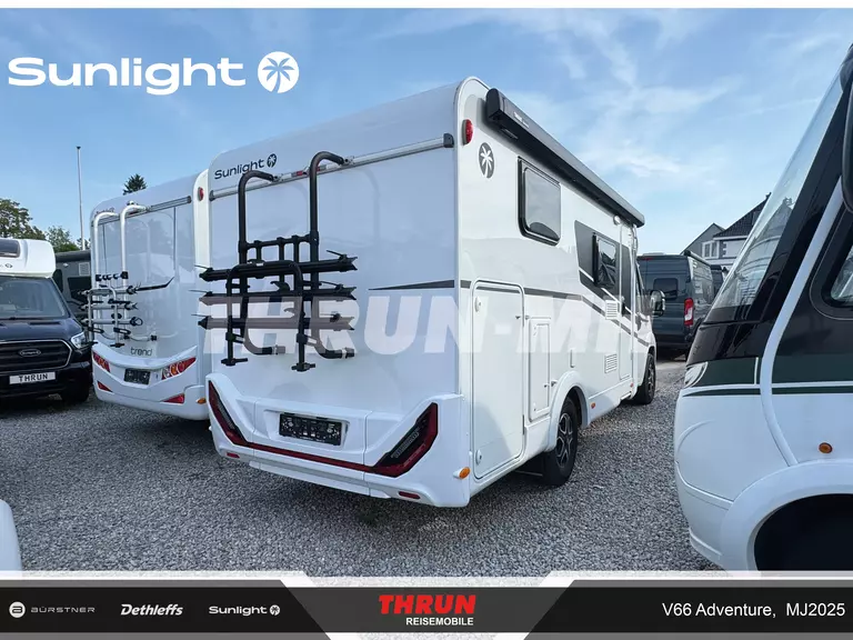 2_V66Adventure_hinten-rechts.jpg