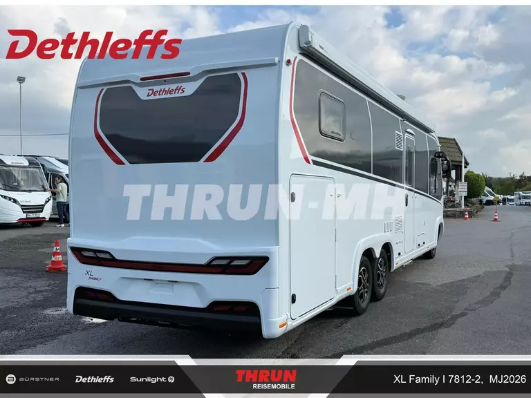 3_XLI7812-2_hinten-rechts.jpg