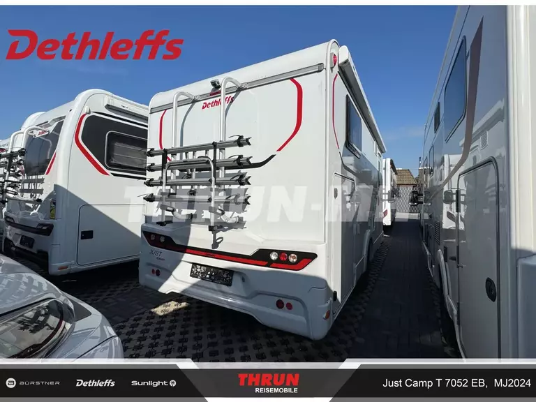 2_JustCampT7052EB_hinten-rechts.45999737.jpg