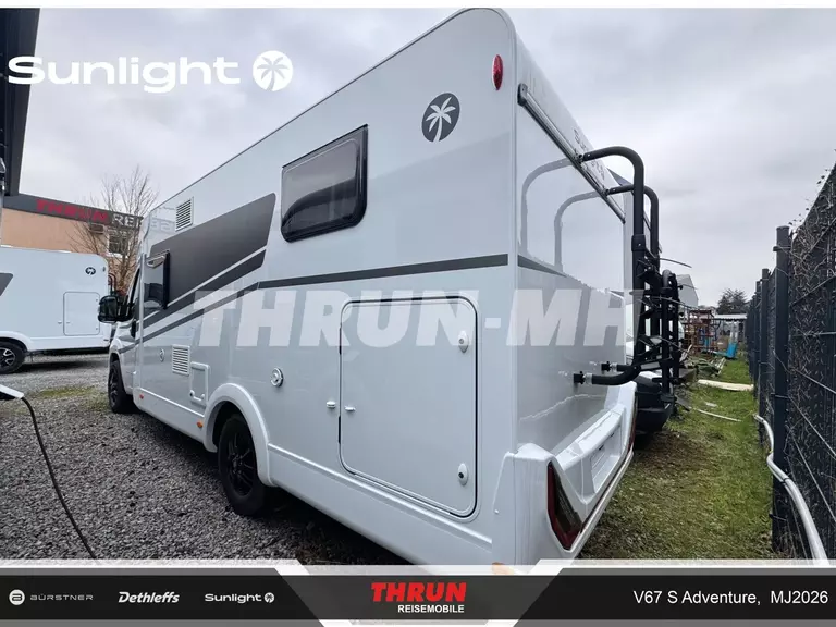3_V67SAdventure_hinten-links.44558626.jpg
