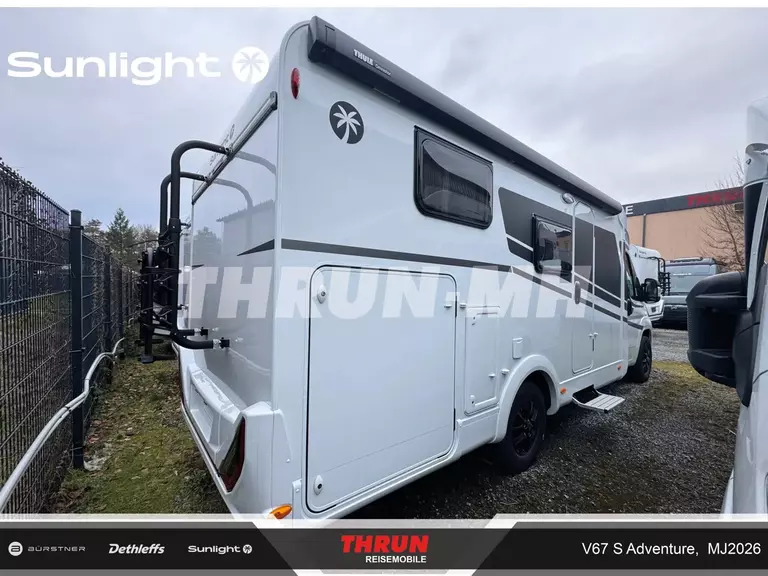 4_V67SAdventure_hinten-rechts.44558628.jpg