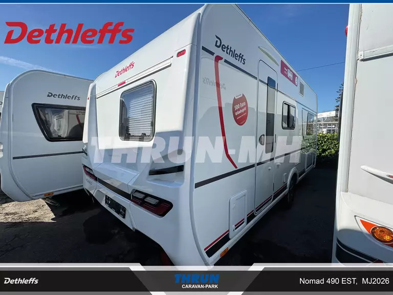 3_Nomad490EST_hinten-rechts.jpg