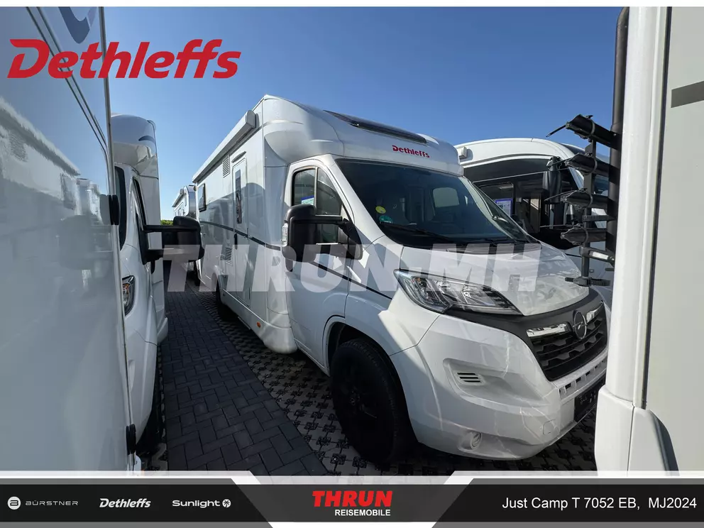 1_JustCampT7052EB_vorne-rechts.45728358.jpg