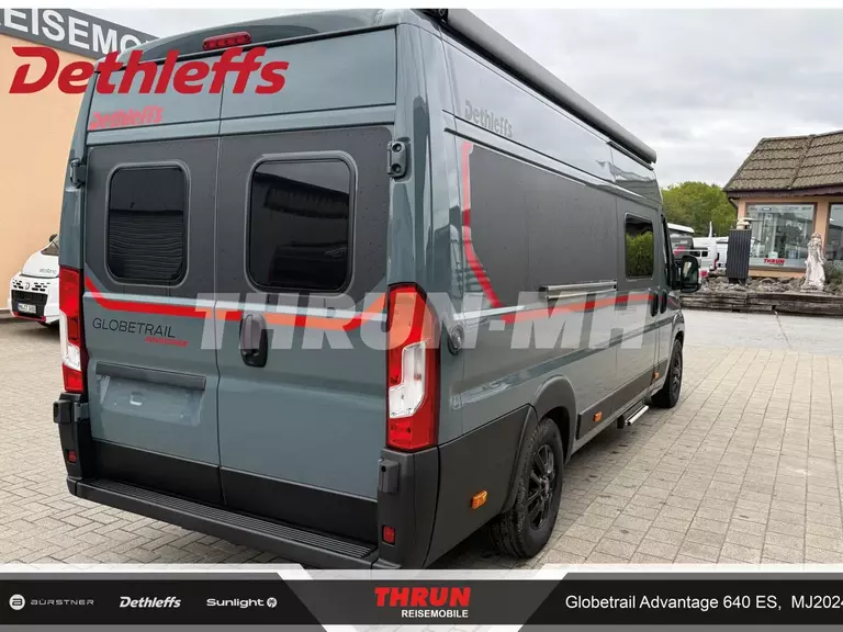3_GlobetrailAdvantage640ES_hinten-rechts.jpg