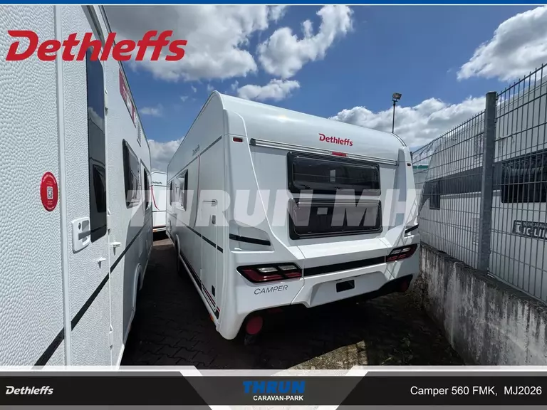 3_Camper560FMK_hinten-links.43375064.jpg