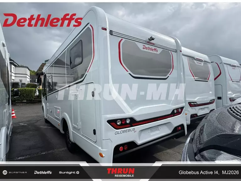 2_GlobebusActiveI4_hinten-links.jpg