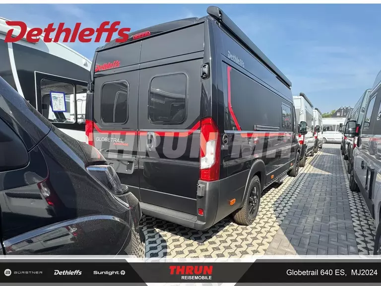 2_Globetrail640ES_hinten-rechts.jpg