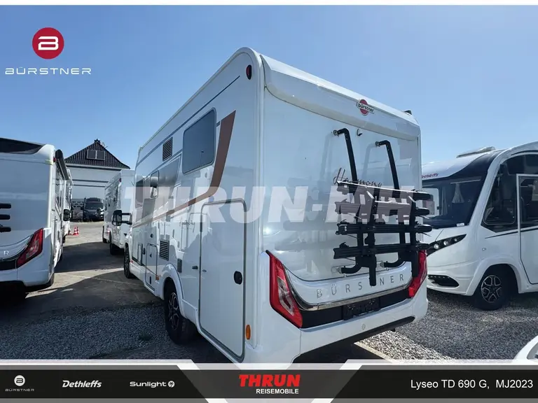 2_Lyseo690GHL_hinten-links.jpg
