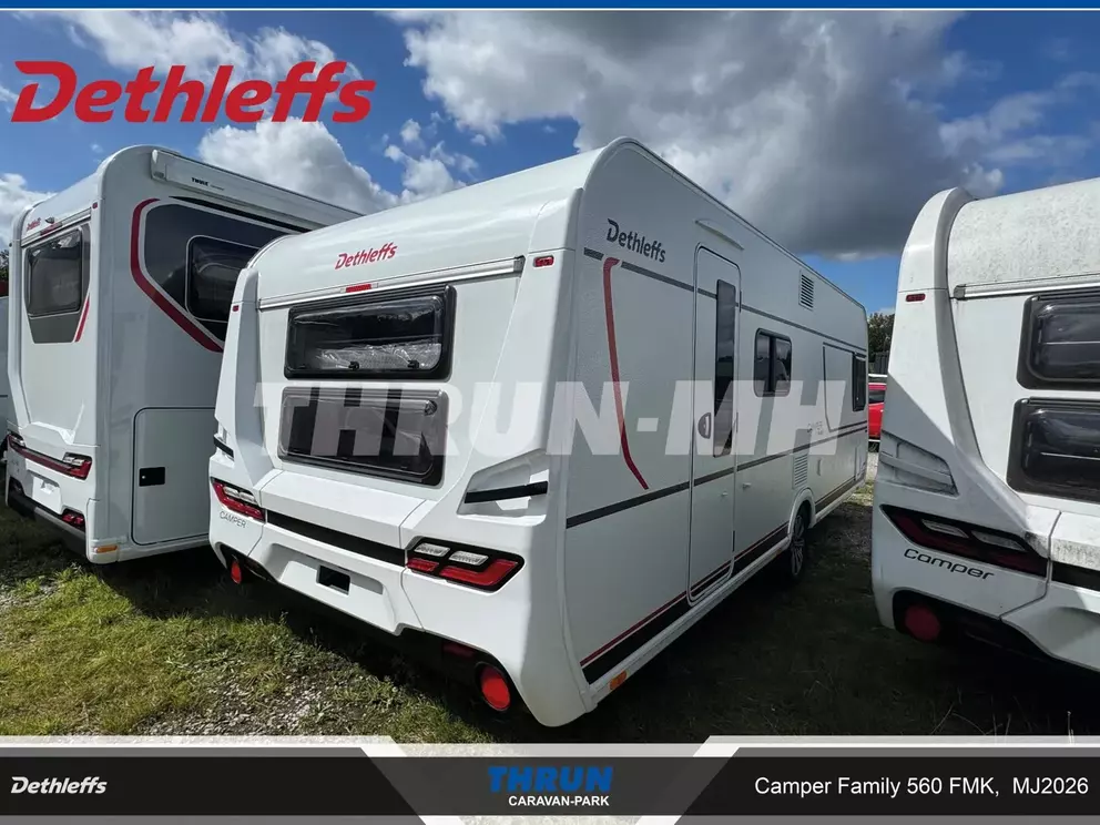2_CamperFamily560FMK_hinten-rechts.jpg