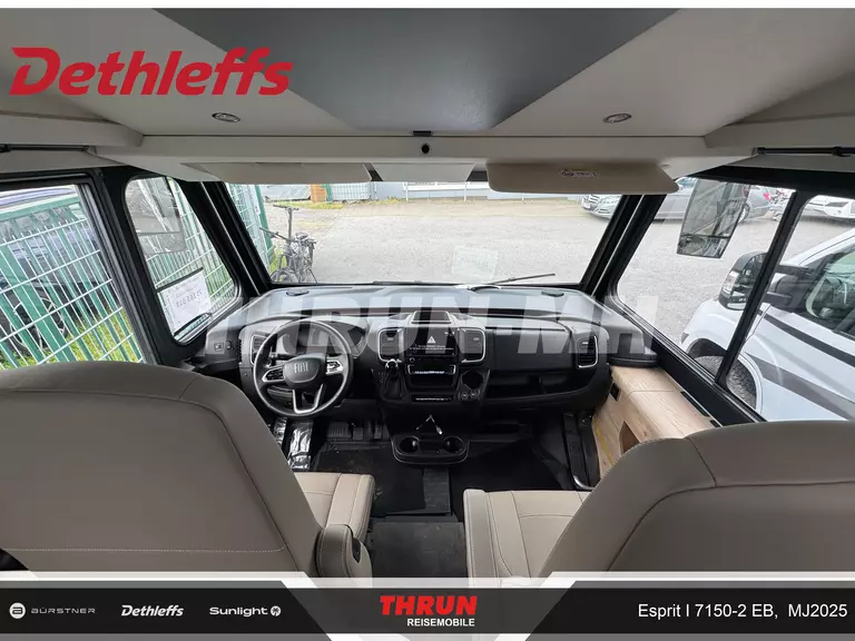5_EspritIt7150-2EB_Fahrerhaus.jpg